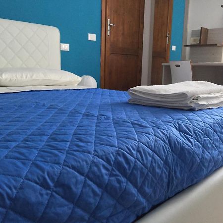 La Chicca B&B Рівоторто Екстер'єр фото